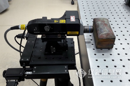 自動平移對焦光纖測量系統(tǒng)對考古出土銀函表面銹蝕產(chǎn)物分析2.jpg 當拉曼光譜走入博物館 個性化需求凸顯——訪上海博物館文物保護科技中心副研究館員周浩