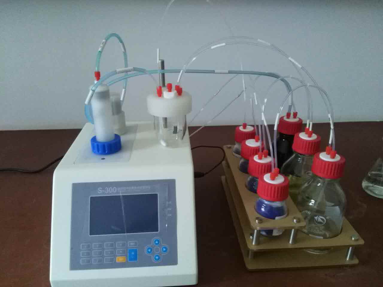 錦州本天藥業(yè)選購(gòu)我公司卡爾費(fèi)休水分測(cè)定儀 錦州本天藥業(yè)選購(gòu)我公司卡爾費(fèi)休水分測(cè)定儀