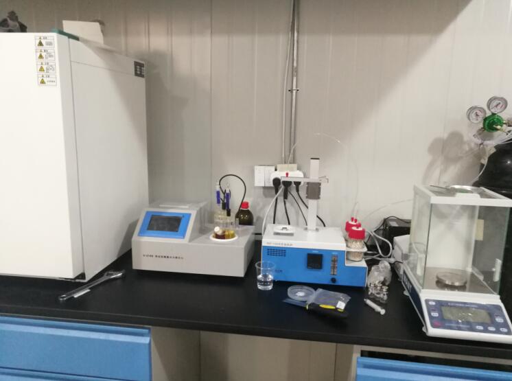 湖南唯度節(jié)能材料購買我公司V310S-KHF檢測(cè)硅酮膠及原材料中的水分 湖南唯度節(jié)能材料購買我公司V310S-KHF檢測(cè)硅酮膠及原材料中的水分