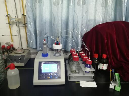 重慶農(nóng)藥化工(集團(tuán))有限公司使用我公司S-300卡爾費(fèi)休水分測定儀檢測產(chǎn)品中的水分 重慶農(nóng)藥化工(集團(tuán))有限公司使用我公司S-300卡爾費(fèi)休水分測定儀檢測產(chǎn)品中的水分