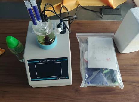 吉利汽車研發(fā)中心購買我公司V-310S卡爾費(fèi)休水分測定儀 吉利汽車研發(fā)中心購買我公司V-310S卡爾費(fèi)休水分測定儀